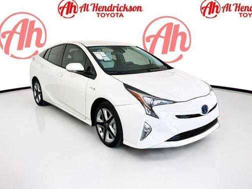 2018 Toyota Prius Three Touring