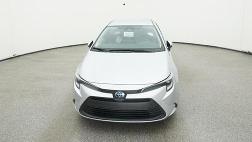 2025 Toyota Corolla Hybrid SE