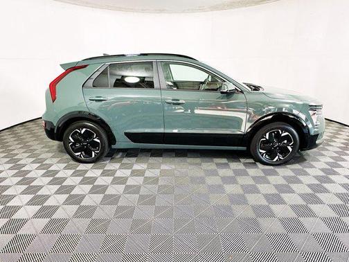 2024 Kia Niro EV Wave