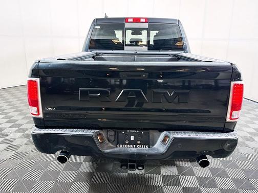Brilliant Black Crystal Pearlcoat 2016 RAM 1500 Longhorn
