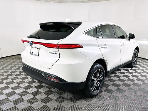 2021 Toyota Venza LE