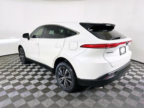 2021 Toyota Venza LE