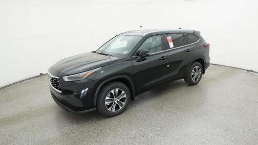 2026 Toyota Highlander XLE