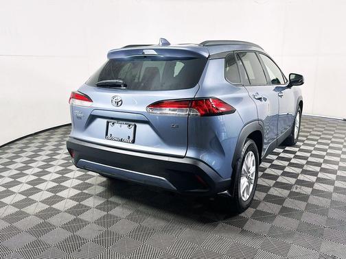 Celestite 2023 Toyota Corolla Cross LE