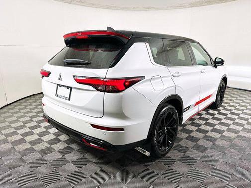 2024 Mitsubishi Outlander SE Black Edition S-AWC