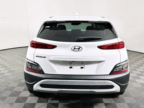 2023 Hyundai KONA SE