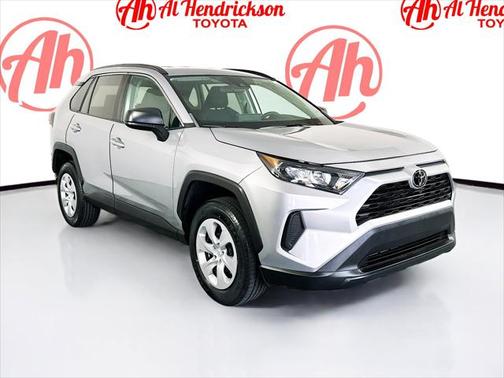 2020 Toyota RAV4 LE