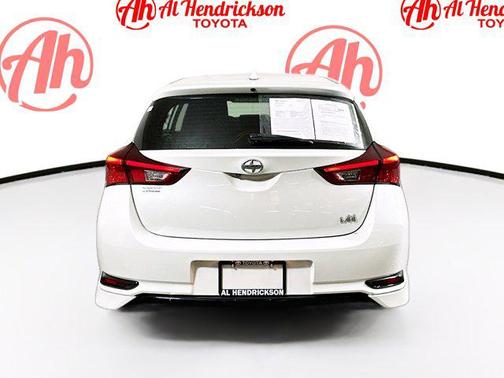 2016 Scion iM Base