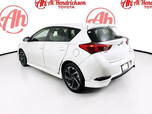 2016 Scion iM Base