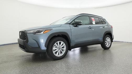 2025 Toyota Corolla Cross LE