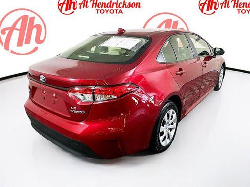 2024 Toyota Corolla Hybrid LE