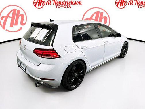 2021 Volkswagen Golf GTI 2.0T SE DSG
