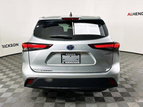 2023 Toyota Highlander Hybrid LE