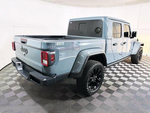 2024 Jeep Gladiator Nighthawk