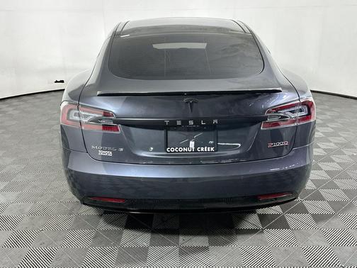 Silver Metallic 2018 Tesla Model S 100D