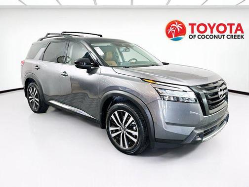 2023 Nissan Pathfinder Platinum 4WD