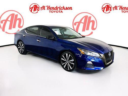 2020 Nissan Altima SR FWD