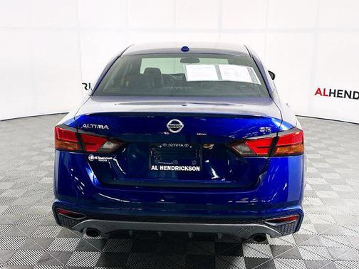 2020 Nissan Altima SR FWD