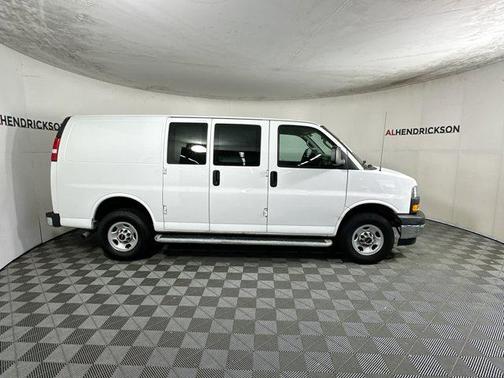 2023 GMC Savana 2500 Work Van