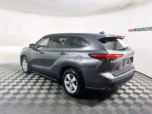 2022 Toyota Highlander L