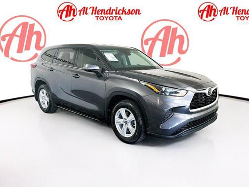 2022 Toyota Highlander L