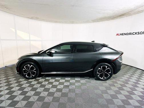 2023 Kia EV6 Wind