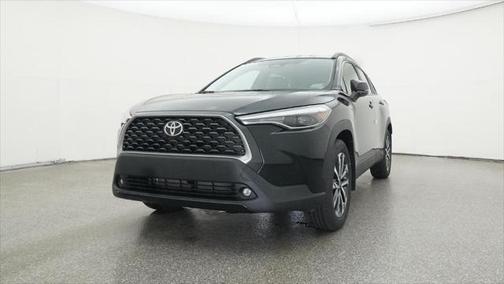 2025 Toyota Corolla Cross XLE