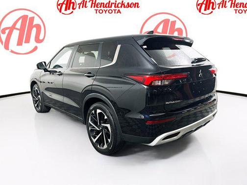 2024 Mitsubishi Outlander SE Black Edition S-AWC