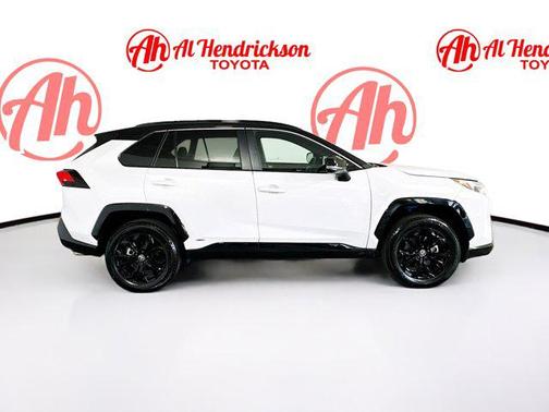 2023 Toyota RAV4 Hybrid SE