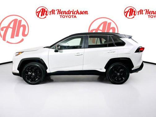 2023 Toyota RAV4 Hybrid SE