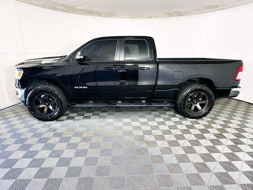 Diamond Black Crystal Pearlcoat 2021 RAM 1500 Big Horn/Lone Star