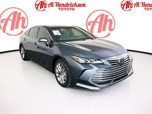 2021 Toyota Avalon Hybrid XLE