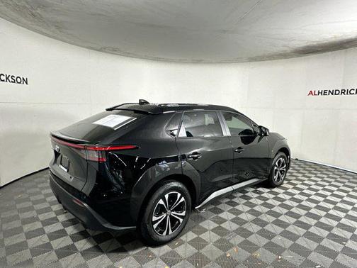 2024 Toyota bZ4X XLE