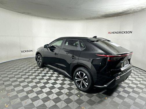 2024 Toyota bZ4X XLE