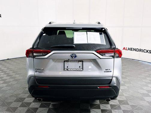 2024 Toyota RAV4 Hybrid XLE