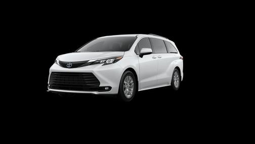 2025 Toyota Sienna XLE