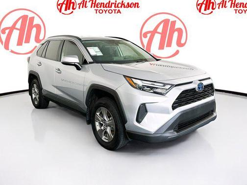 2024 Toyota RAV4 Hybrid LE