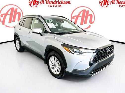 2024 Toyota Corolla Cross LE