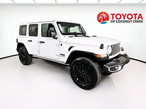 2025 Jeep Wrangler 4xe Sahara