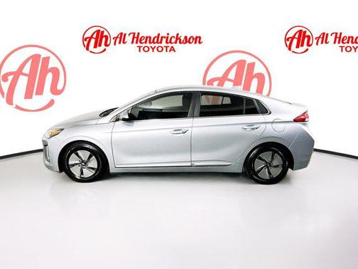 2022 Hyundai IONIQ Hybrid SE