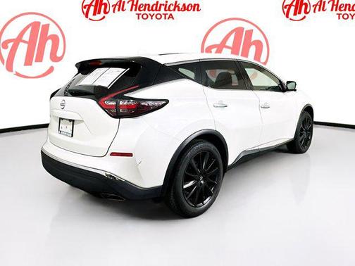 2023 Nissan Murano SL FWD