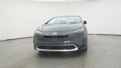 2025 Toyota Prius Plug-In Hybrid SE