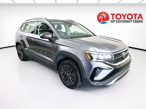 Platinum Gray Metallic 2024 Volkswagen Taos 1.5T S