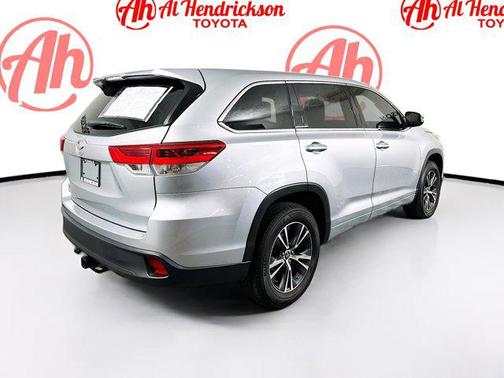 2017 Toyota Highlander LE Plus