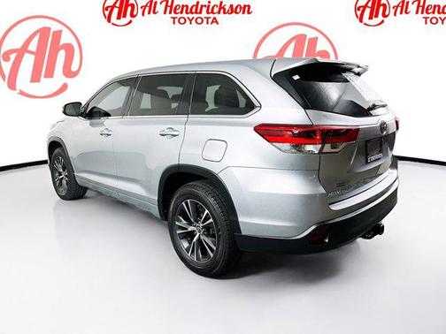 2017 Toyota Highlander LE Plus