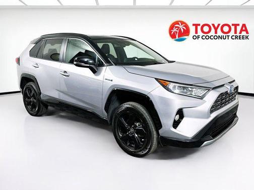 2021 Toyota RAV4 Hybrid SE