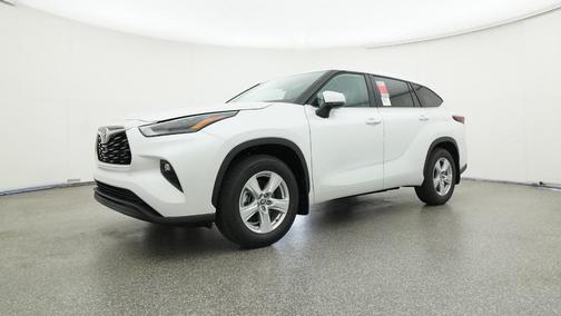 2025 Toyota Highlander LE