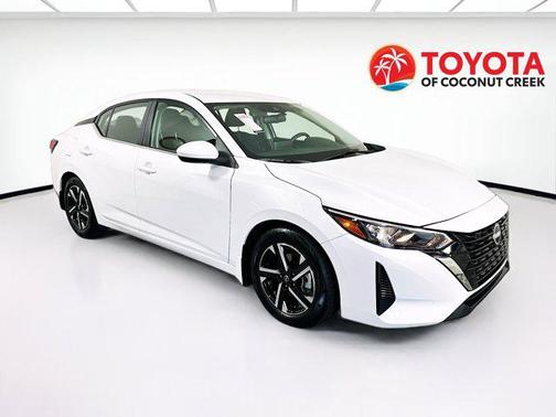 Aspen White Tricoat 2024 Nissan Sentra SV