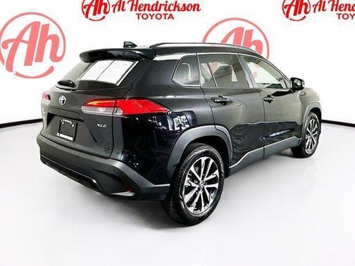 2024 Toyota Corolla Cross XLE
