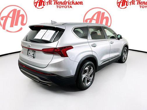 2021 Hyundai SANTA FE SE